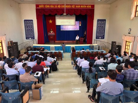 Toàn cảnh buổi học đầu tiên của lớp bồi dưỡng